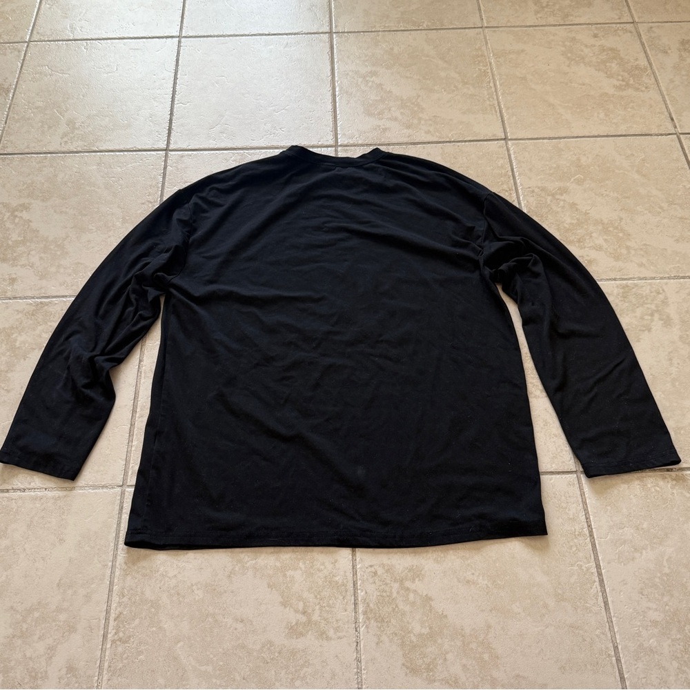 Oversized Tee - Picture 3 of 3
